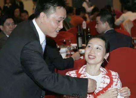 51歲黃光裕出獄：12年前，身價(jià)430億的他，得罪了誰？(圖9)