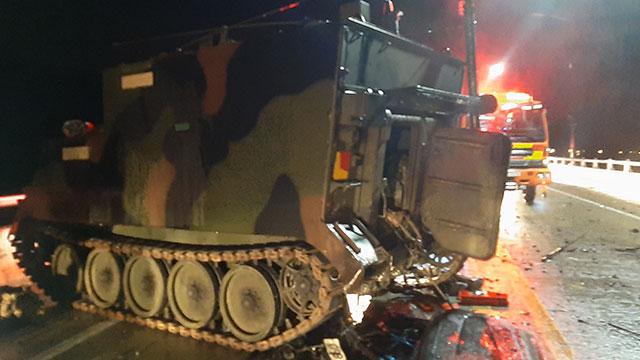突發(fā)！美軍裝甲車與韓國(guó)私家車相撞：4名平民死亡（圖）(圖3)