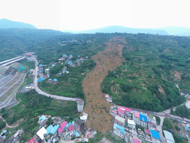 應急部：今年洪澇致271人失蹤死亡，直接經濟損失超兩千億(圖1)